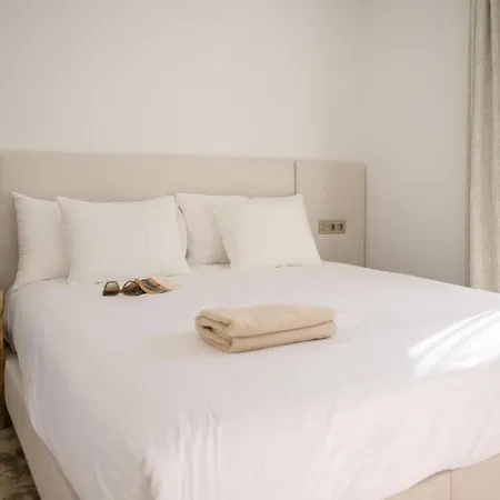Casa de Férias Maldonado - Luxury With Pool In Town Centre - Lual Nerja